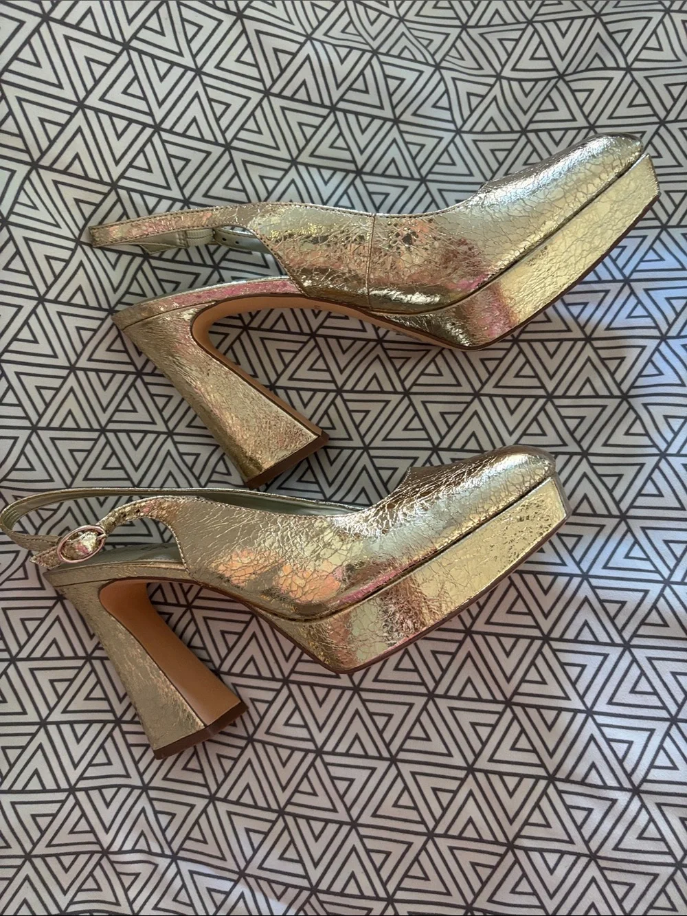 Katy Perry Gold Metallic Platform Slingback Pumps